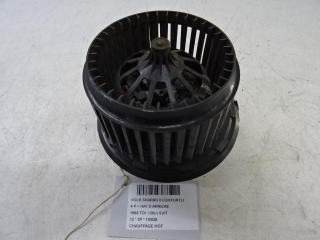 RADIATEUR MOTEUR Volkswagen Sharan (7N) (7N0819021A), Autos : Pièces & Accessoires, Volkswagen, Mevr. I. Hauben, Utilisé, Rue de l'Espoir 34 34
4030  GRIVEGNÉE, BE