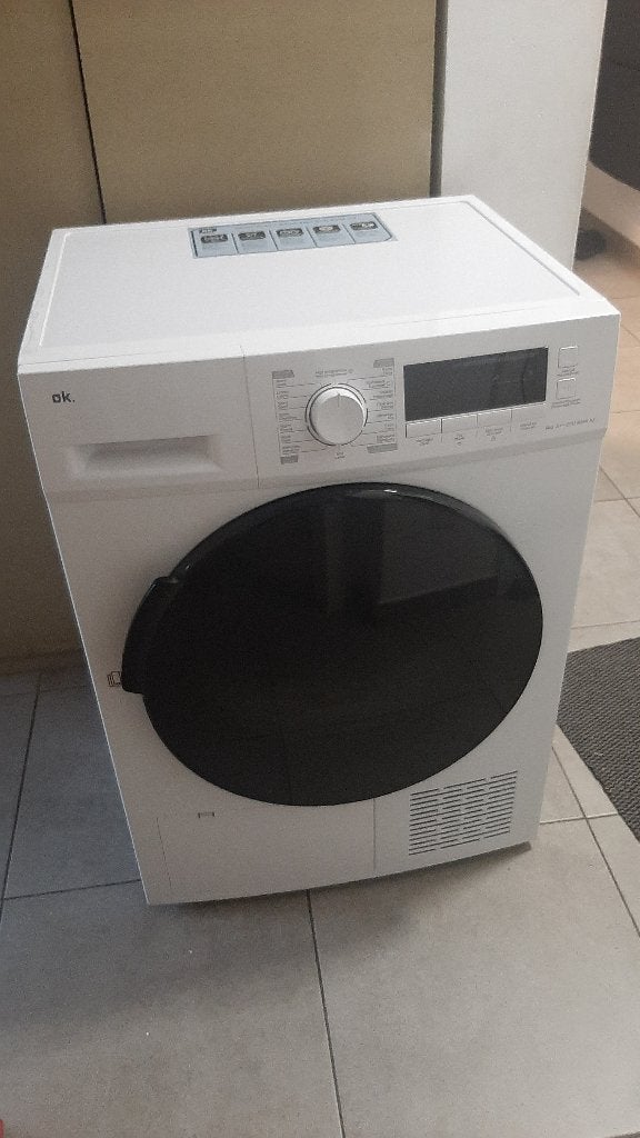 Droogkast, Ophalen, 8 tot 10 kg, Zo goed als nieuw, Energieklasse A of zuiniger
