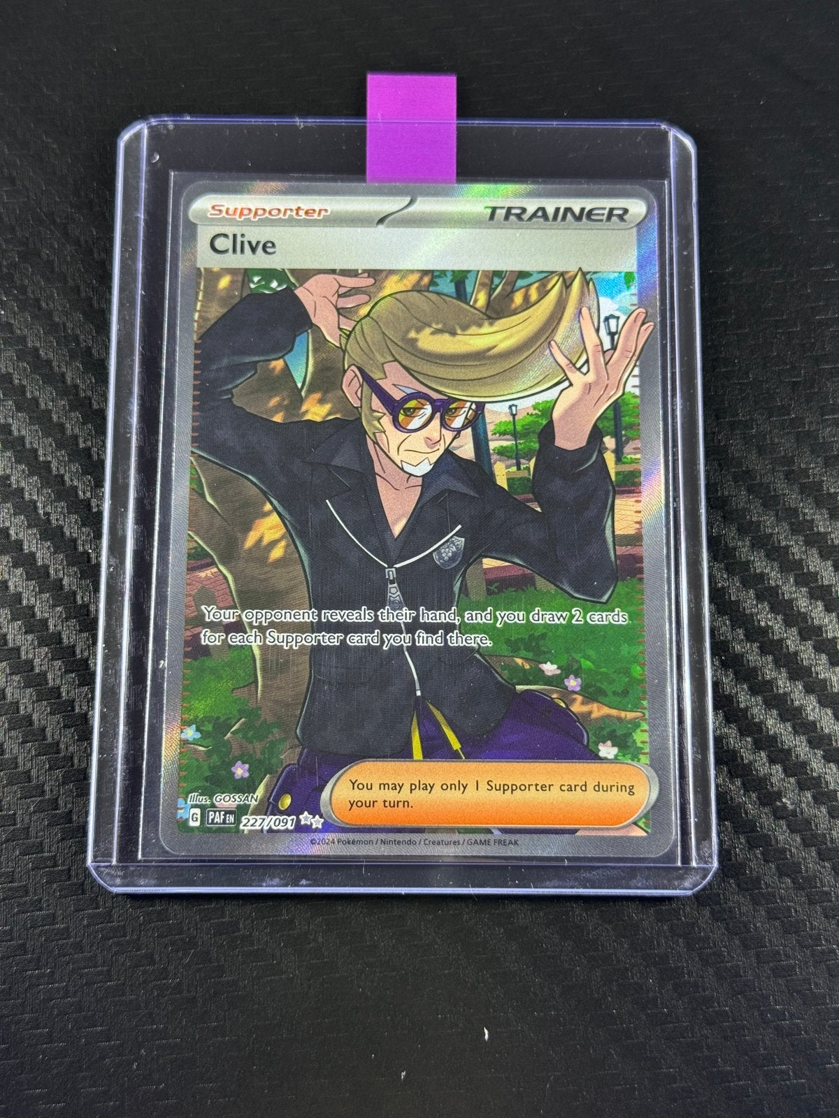 Clive | Trainer | Holo | Ultra Rare | 2024 | #227/091, Hobby en Vrije tijd, Verzamelkaartspellen | Yu-gi-Oh!, Verzenden, Zo goed als nieuw