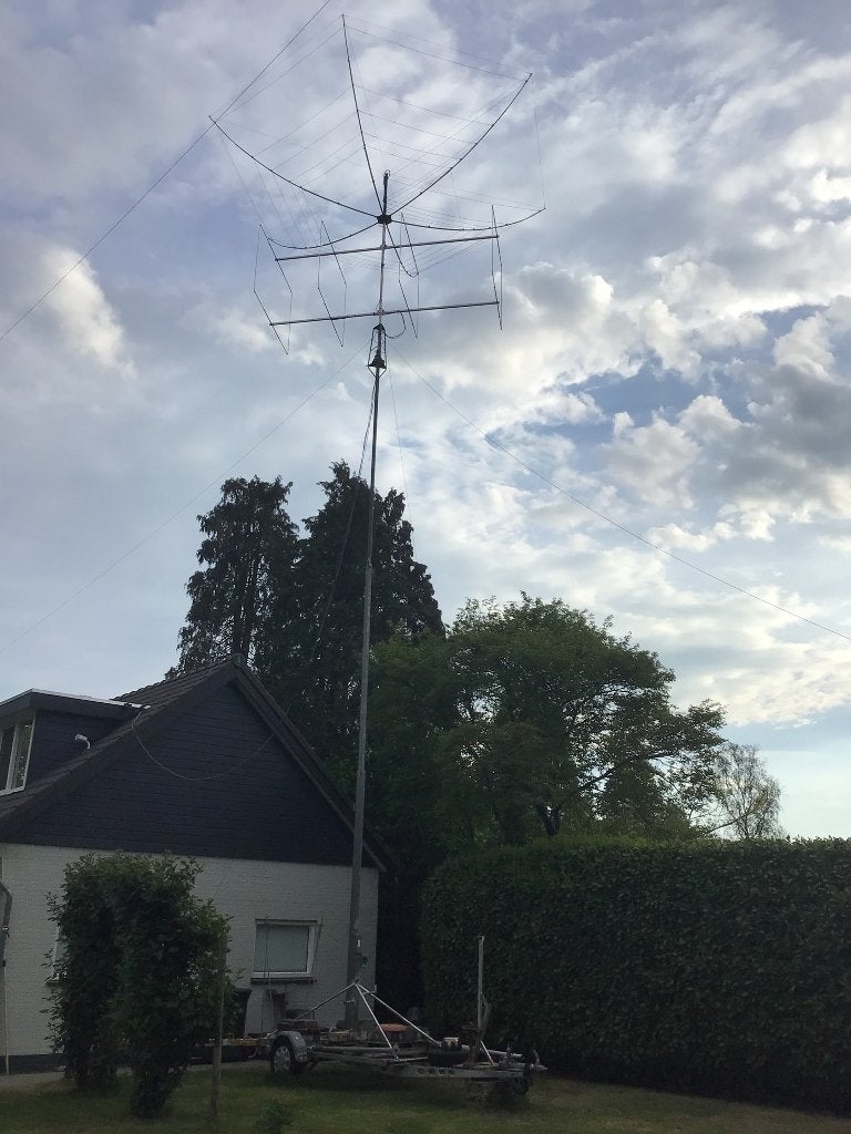 Antennemast op aanhanger, Telecommunicatie, Antennes en Masten, Ophalen, Gebruikt, Mast