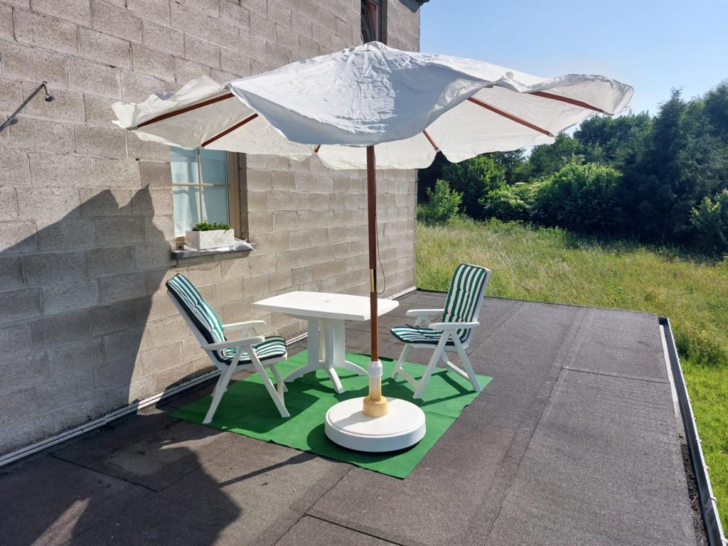 ️ Ensemble de terrasse complet – Très bon état️, Enlèvement, Comme neuf