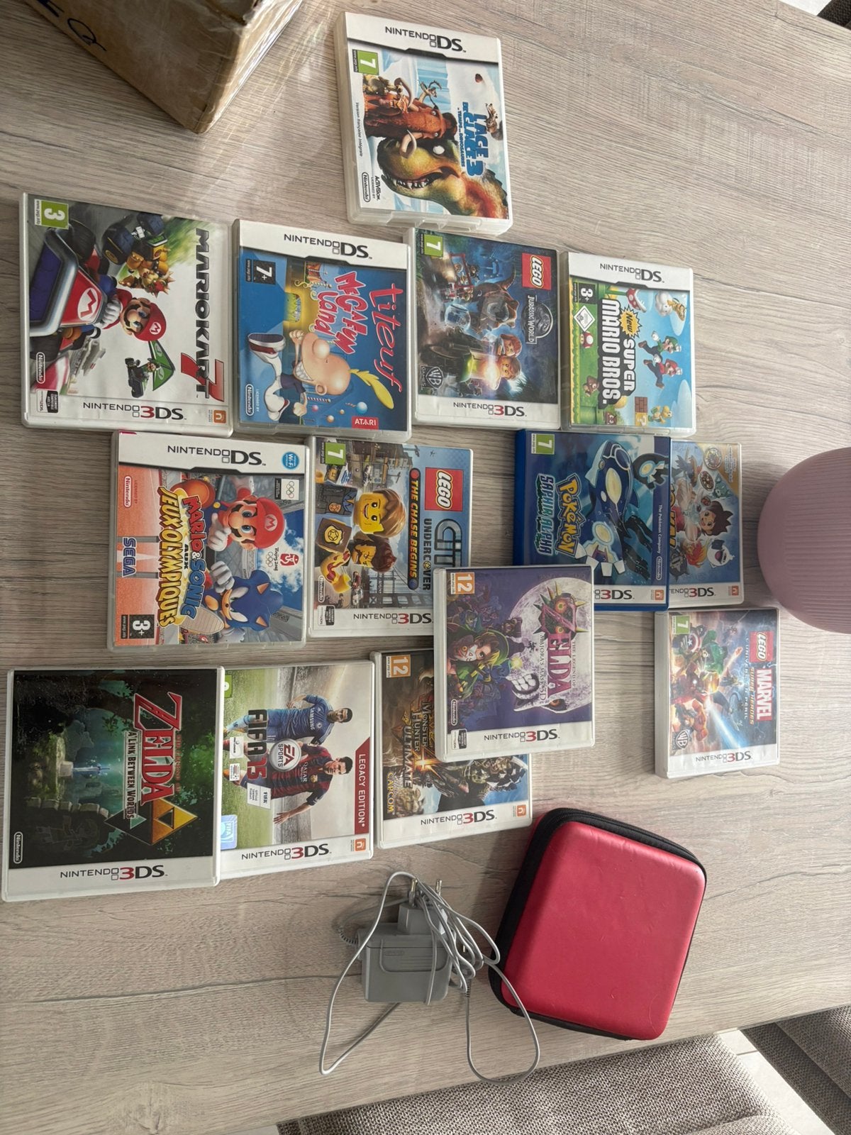 Bundle 2DS avec 16 jeux complets en boite + chargeur, Consoles de jeu & Jeux vidéo, Consoles de jeu | Nintendo 2DS & 3DS, Enlèvement ou Envoi
