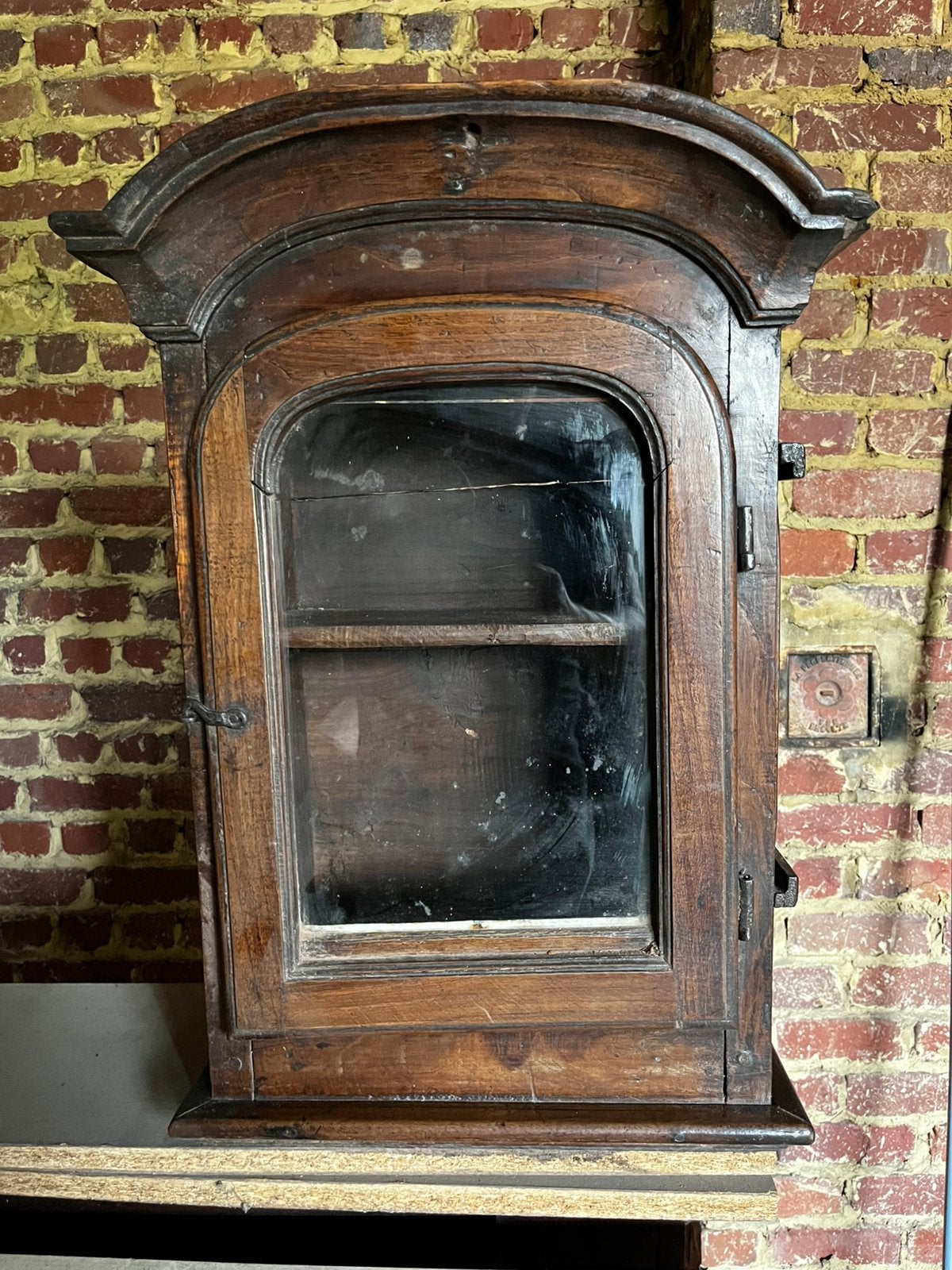 Belle armoire à pharmacie ancienne, Enlèvement