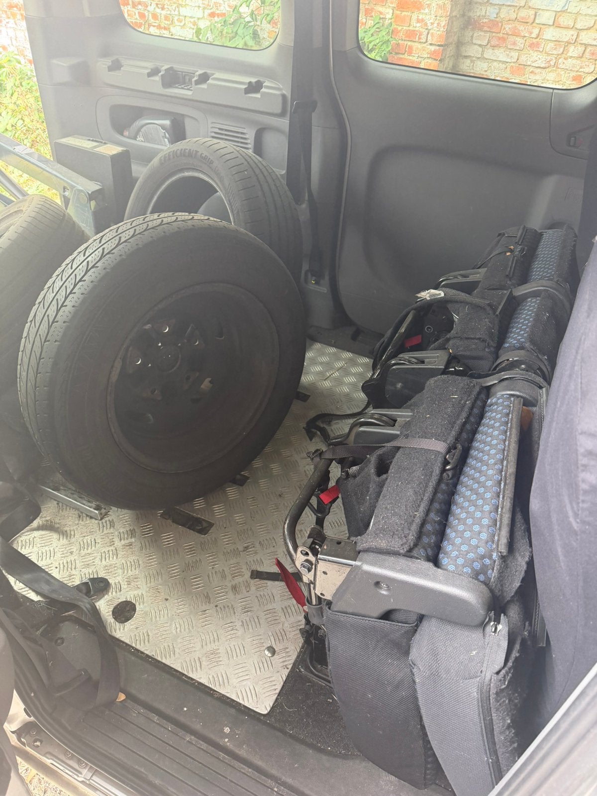 Nissan nv200 kapote motor, Auto's, Particulier, Te koop