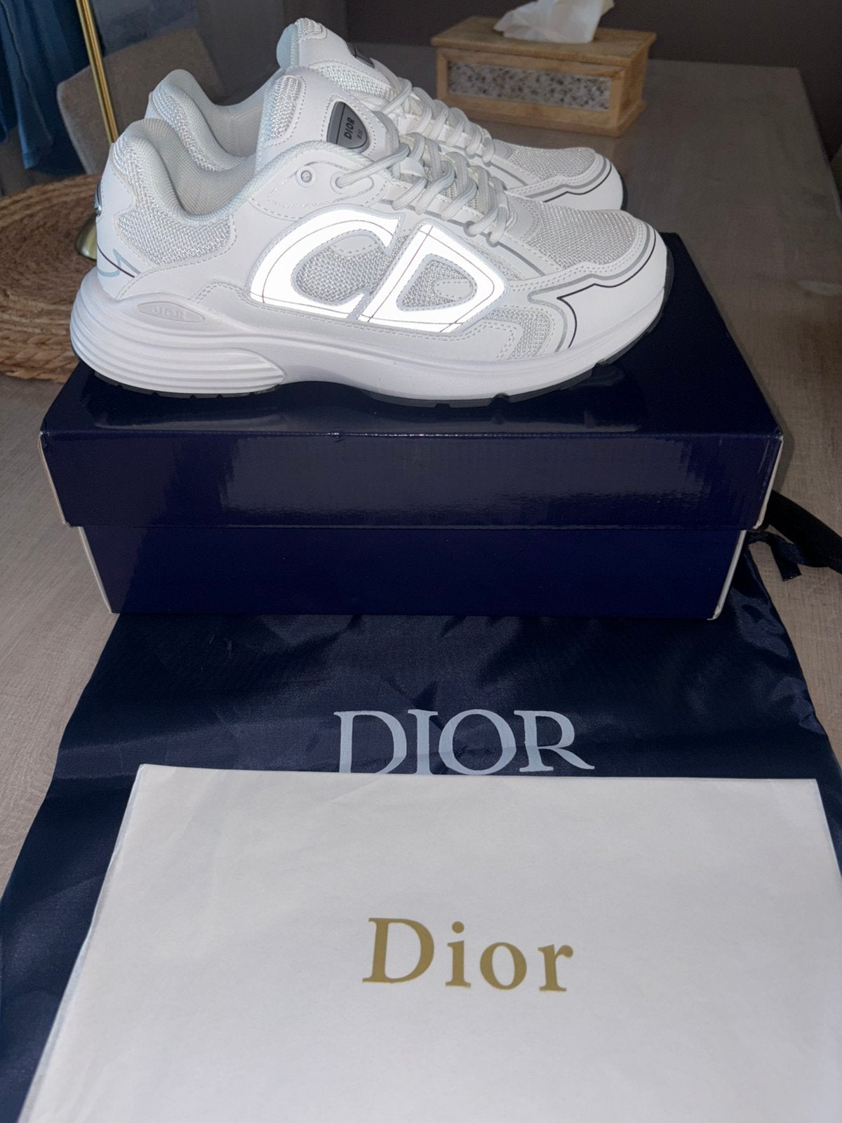 Dior B30 blanche taille 42, Enlèvement ou Envoi, Comme neuf