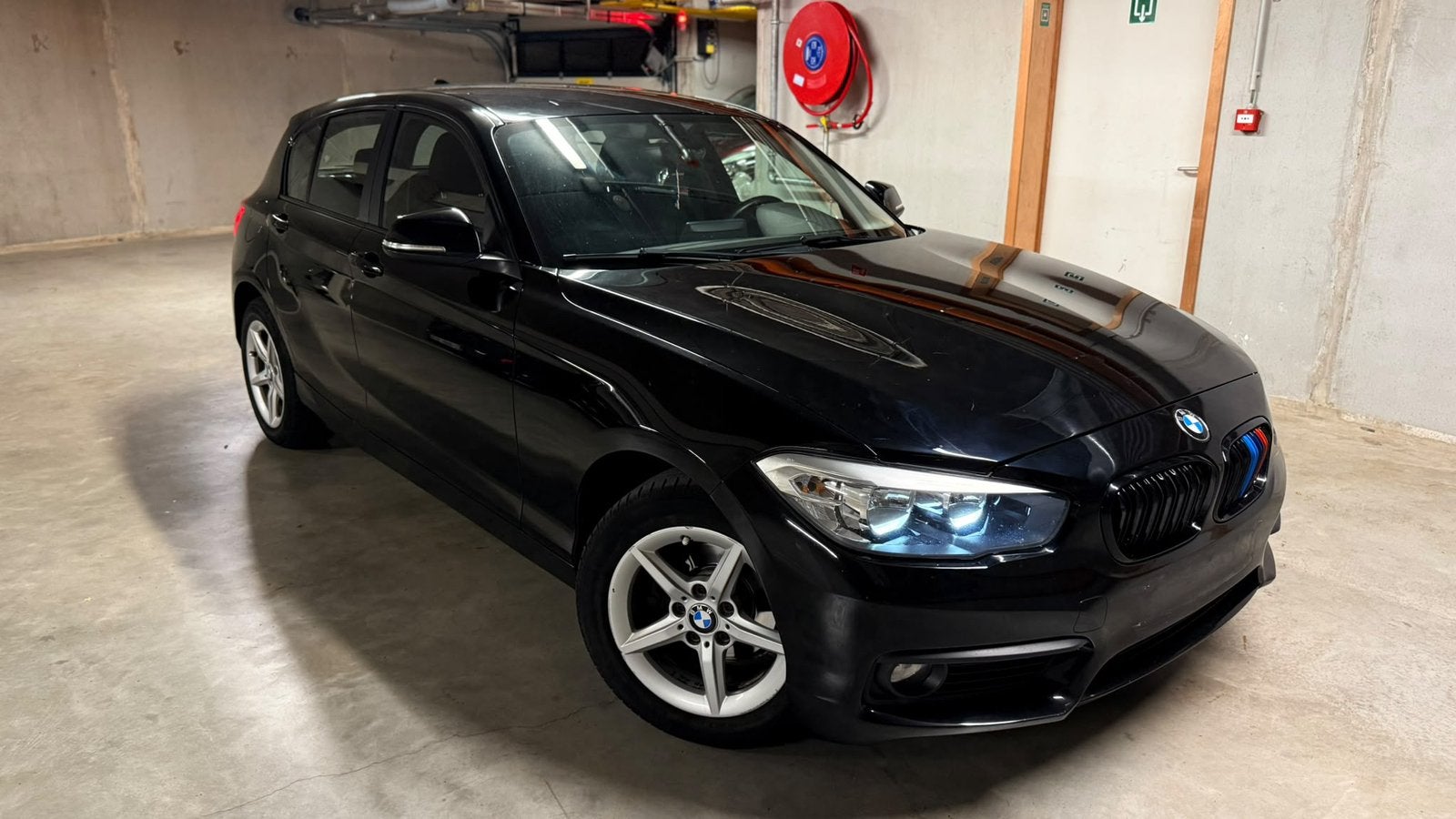 BMW 116i (1.5 Benzine) — 2015, Bluetooth, Particulier, Te koop, Benzine