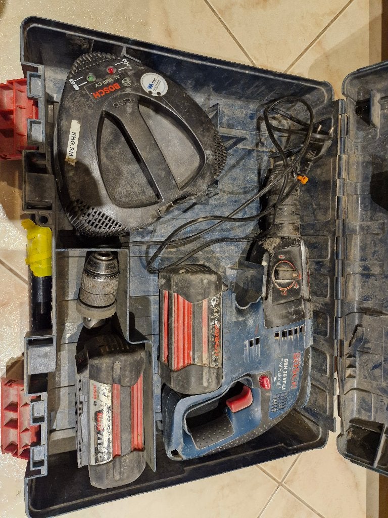 Bosch accu boormachine 36v, Doe-het-zelf en Bouw, Gereedschap | Boormachines, Ophalen, Gebruikt, Boormachine, Klopboormechanisme