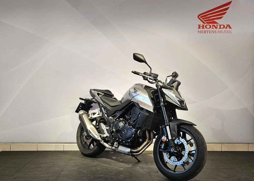 Honda CB750 Hornet (bj 2025), Motoren, Motoren | Honda, Bedrijf, Overig, 755 cc, 12 t/m 35 kW