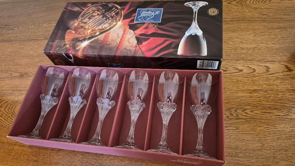 Lot de 18 verres en cristal – Bohemia Crystal 24% PbO, Ophalen