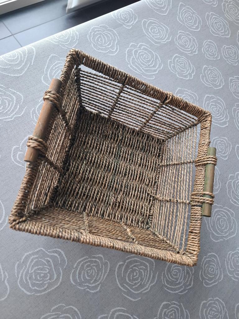 Rieten mandje, Ophalen, Mand, Vierkant, Zo goed als nieuw