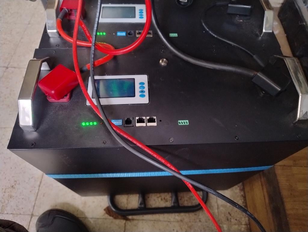 lifepo4 batterijen 5.12 kw en 6.kw, Bricolage & Construction, Panneaux solaires & Accessoires, Utilisé, Autres types, 200 watts-crêtes ou plus