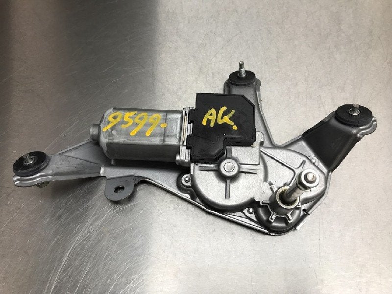 MOTEUR ESSUIE-GLACE ARRIÈRE RAV4 (A3) (|8513042060|), Utilisé, Toyota