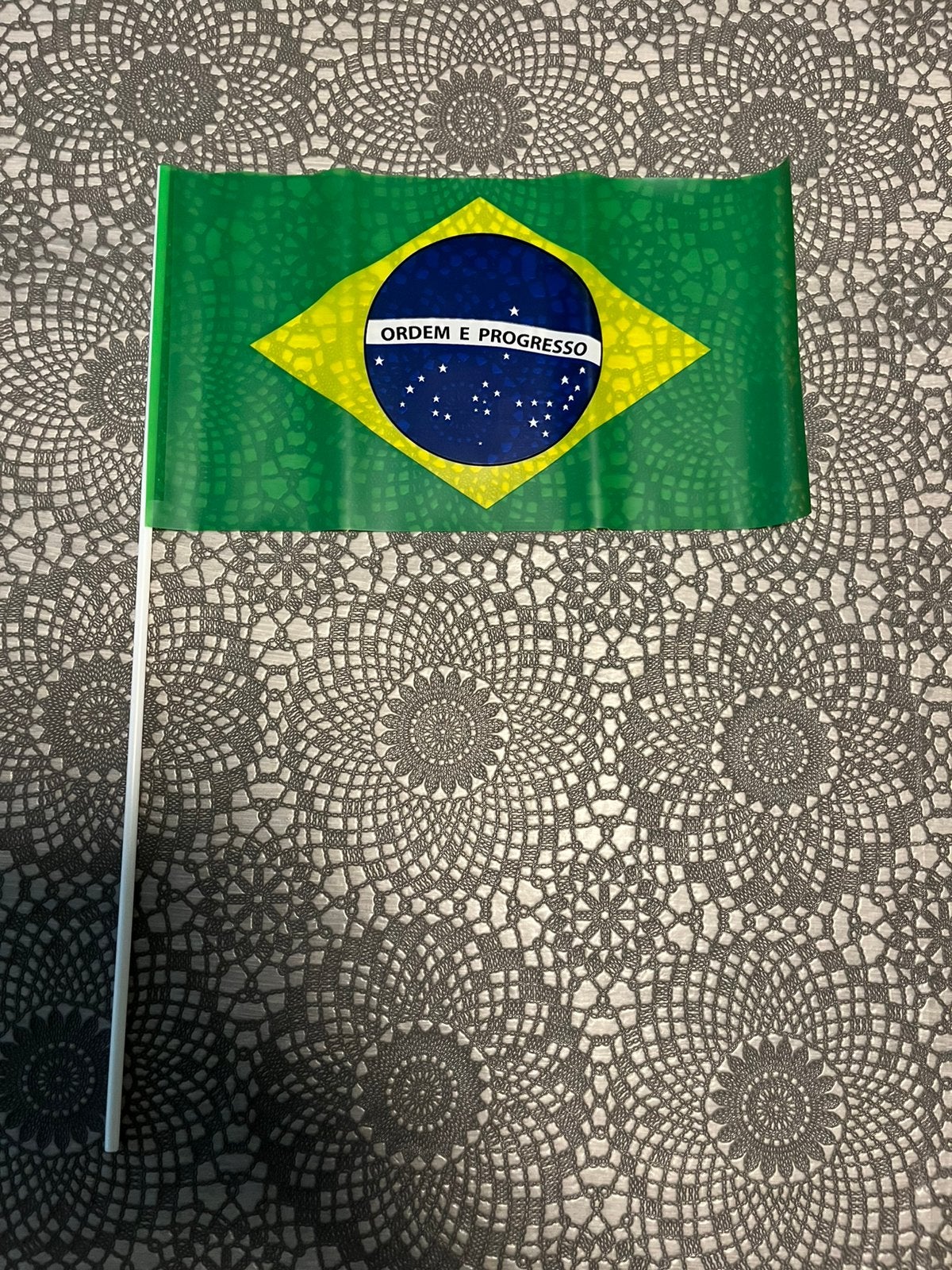 5 petits drapeaux, Enlèvement, Neuf