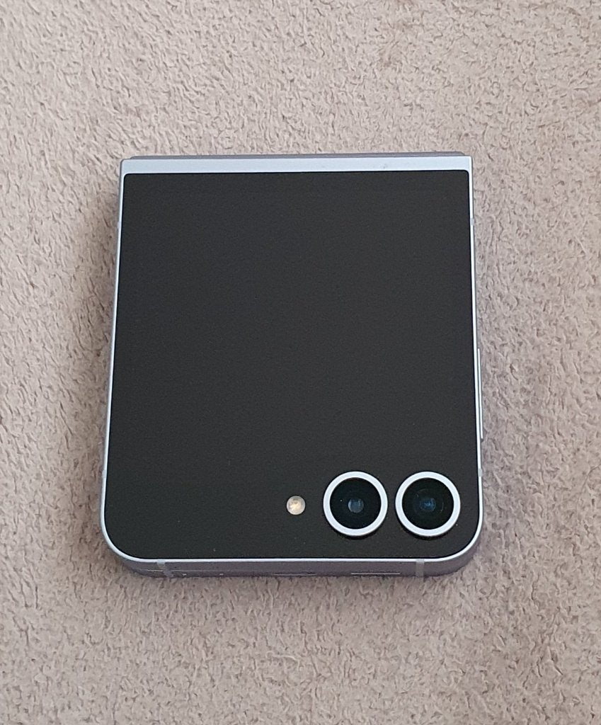 Samsung zflip6 bleu ciel - 256 GO, Télécoms, Téléphonie mobile | Samsung, 10 mégapixels ou plus, Enlèvement, Utilisé, Sans abonnement