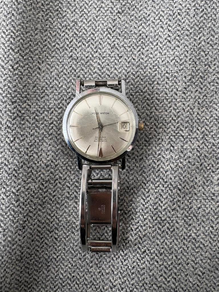 Montre Lycke Watch, Envoi