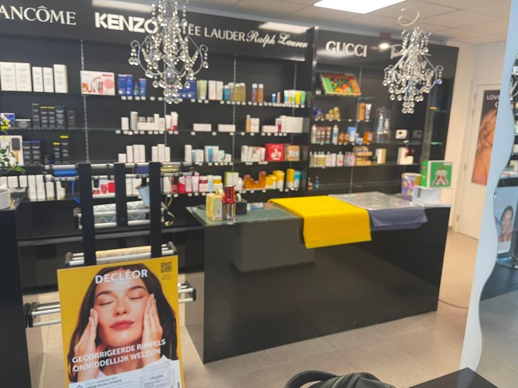 winkel meubel, Ophalen