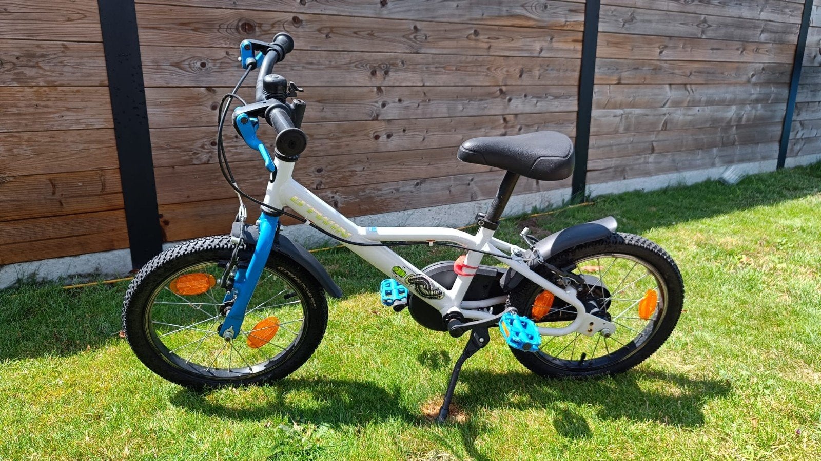B-twin 16 inch, Fietsen en Brommers, Ophalen