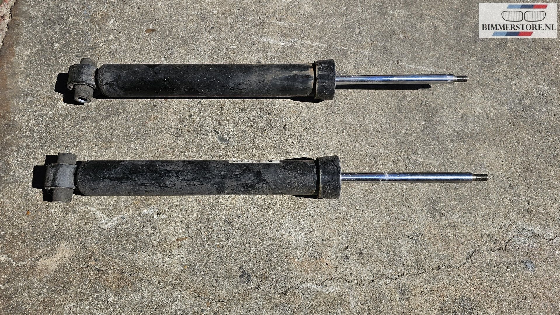 Schokdemper set achterzijde  BMW 4 Serie F32 33536856706 685, -, -, Nieuw, Ophalen of Verzenden