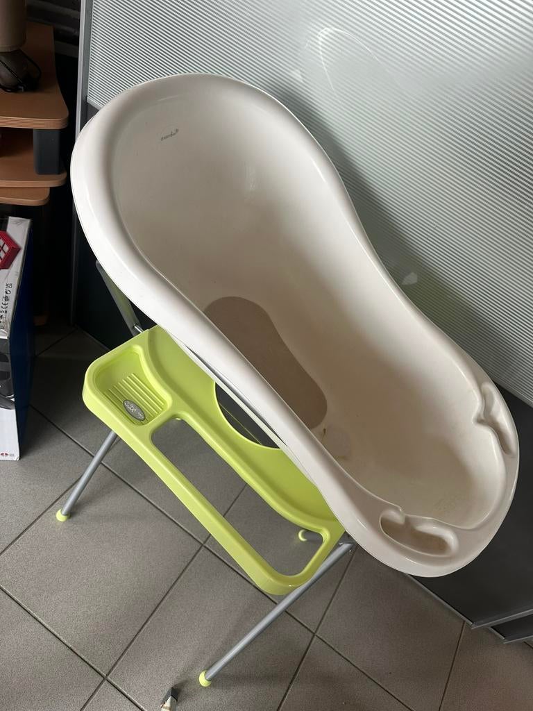 Babybadje met staander, Enlèvement, Utilisé