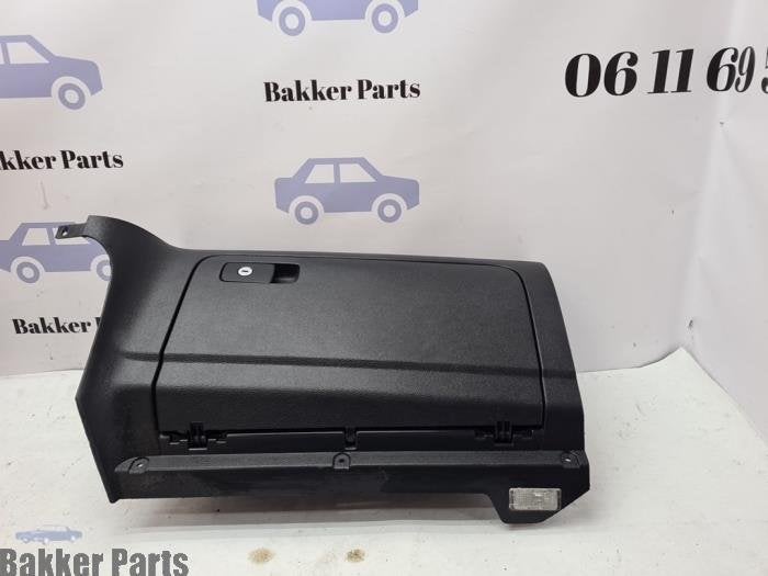 Boîte à gants d'un Volkswagen Golf, -, Volkswagen, -, 3 mois de garantie