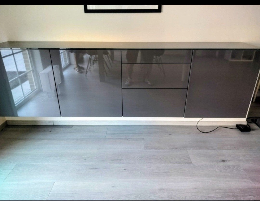 buffet de salon, Enlèvement