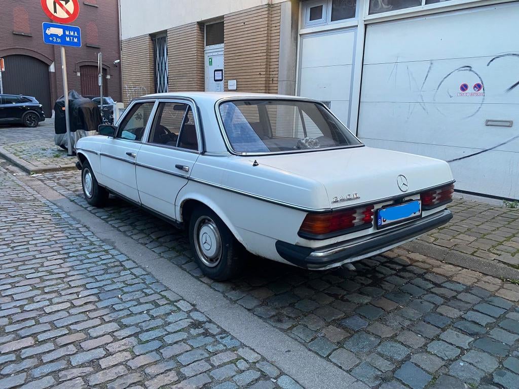 Mercedes C200 Oltimer uit het jaar 1983, Auto's, Testrit aan huis, Wit, Mercedes-Benz, Bedrijf