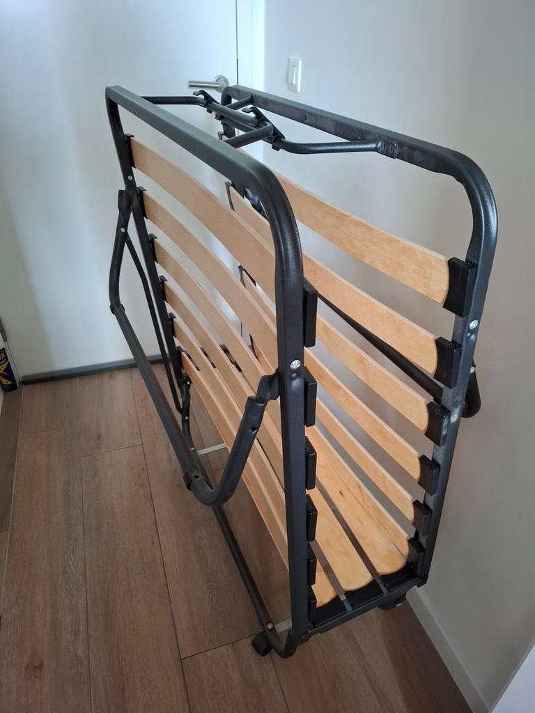 ́lit pliant sans le matelas, Enlèvement