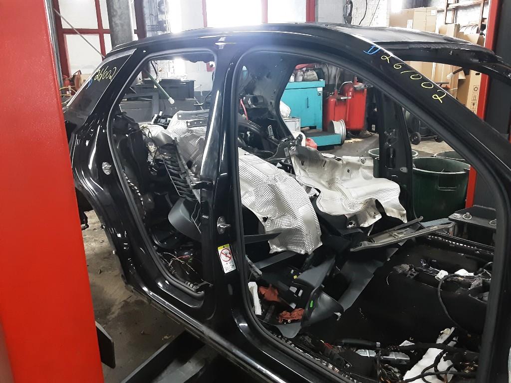 DIVERS MONTANT PORTE C D Volkswagen T-Roc I, Volkswagen, Mevr. I. Hauben, Utilisé, Rue de l'Espoir 34 34
4030  GRIVEGNÉE, BE