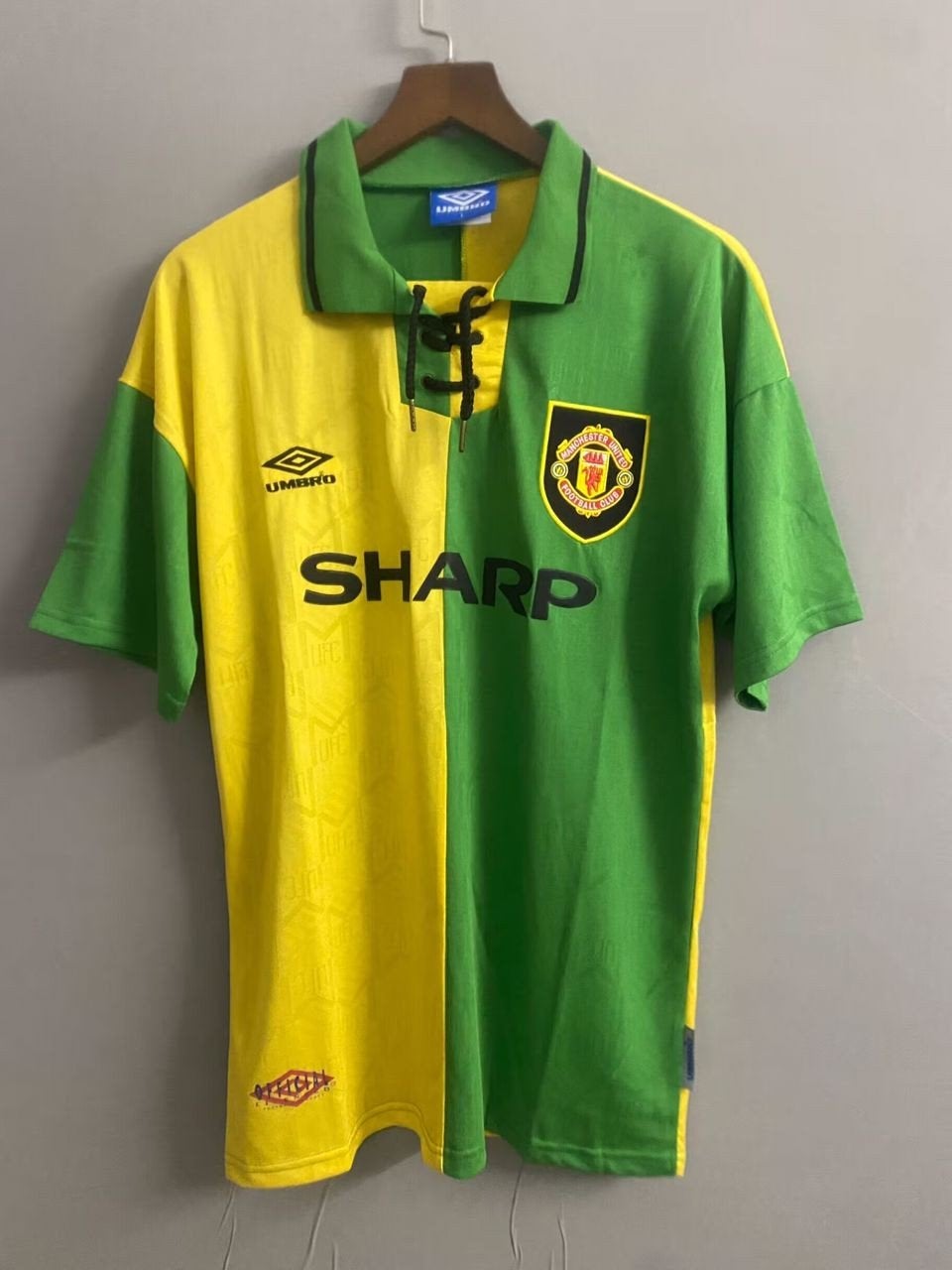 Manchester United Retro voetbalshirt, Taille L, Enlèvement ou Envoi