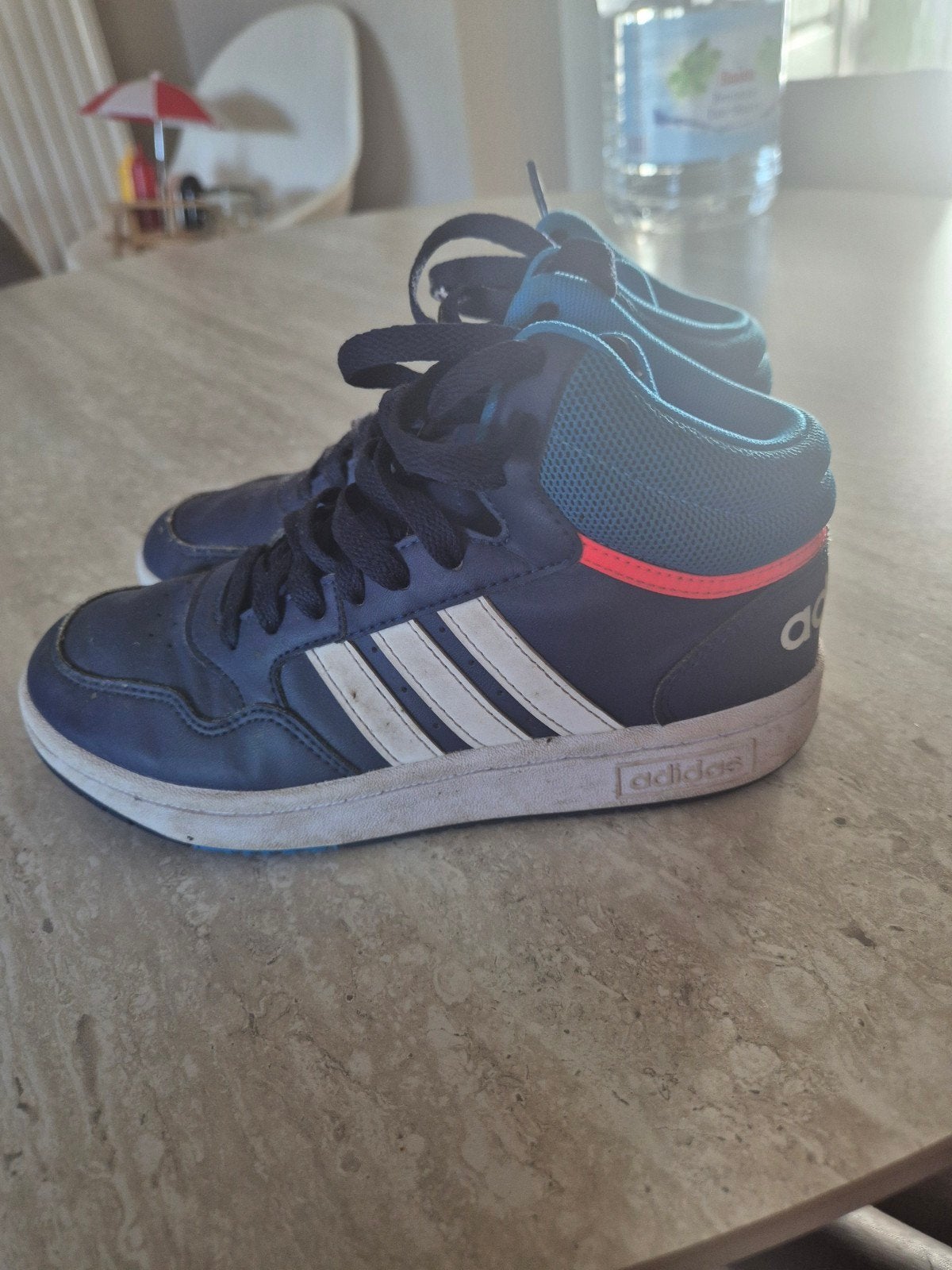 Adidas kinderschoen mt 34, Ophalen