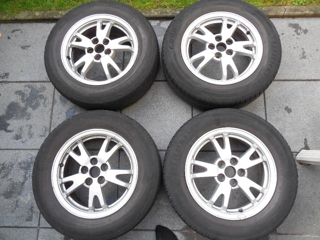 4 Jantes Toyota Prius, Autos : Pièces & Accessoires, Pneus & Jantes, Pneus et Jantes, Pneus été, 15 pouces, 195 mm, Utilisé, Enlèvement