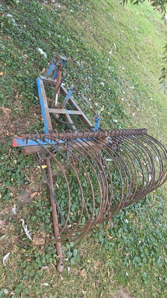 Rateau de prairie, Enlèvement, Comme neuf