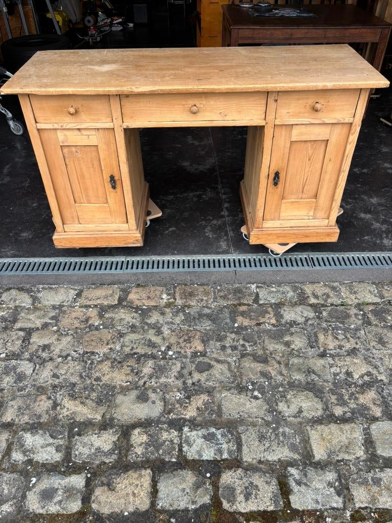 Antiek houten bureau, Ophalen