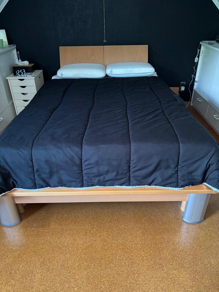 Gemotoriseerde Latoflex 140x200, Huis en Inrichting, Slaapkamer | Bedden, Ophalen, Gebruikt, Tweepersoons, 140 cm