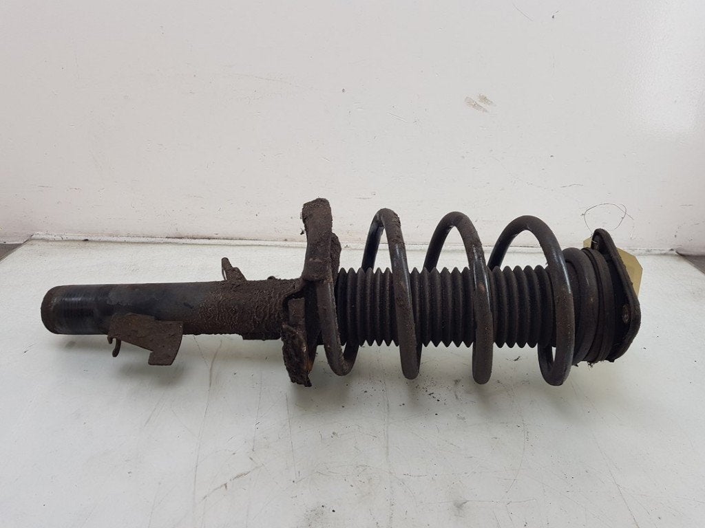AMORTISSEUR OU ABSORBEUR DE CHOC AVANT GAUCHE Ford Focus 2, Utilisé, Ford