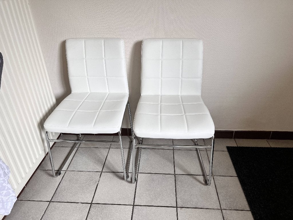 4 witte stoelen, Maison & Meubles, Chaises, Métal, Comme neuf, Enlèvement, Blanc