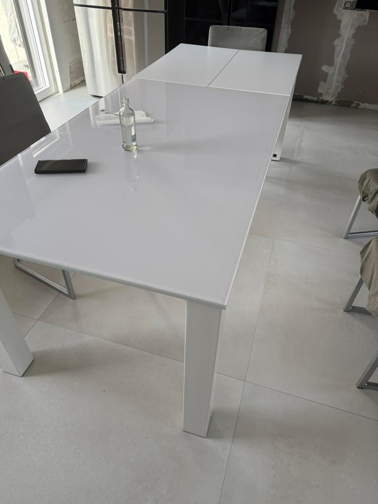 Table de cuisine, Enlèvement