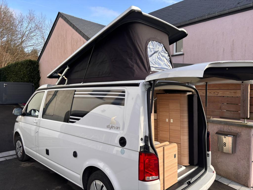 STYLEVAN DURBAN 2023— De premium bus, Caravans en Kamperen, Mobilhomes, Automaat, Volkswagen, Diesel, Particulier