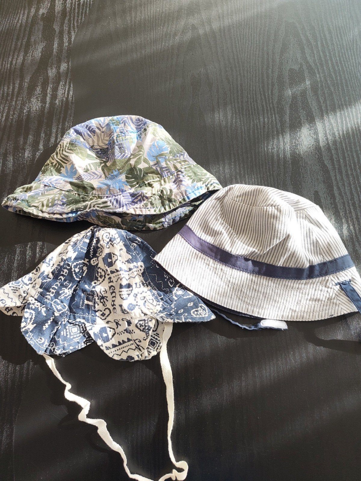 3 zomerhoedjes, Enfants & Bébés, Vêtements de bébé | Casquettes & Chapeaux, Enlèvement