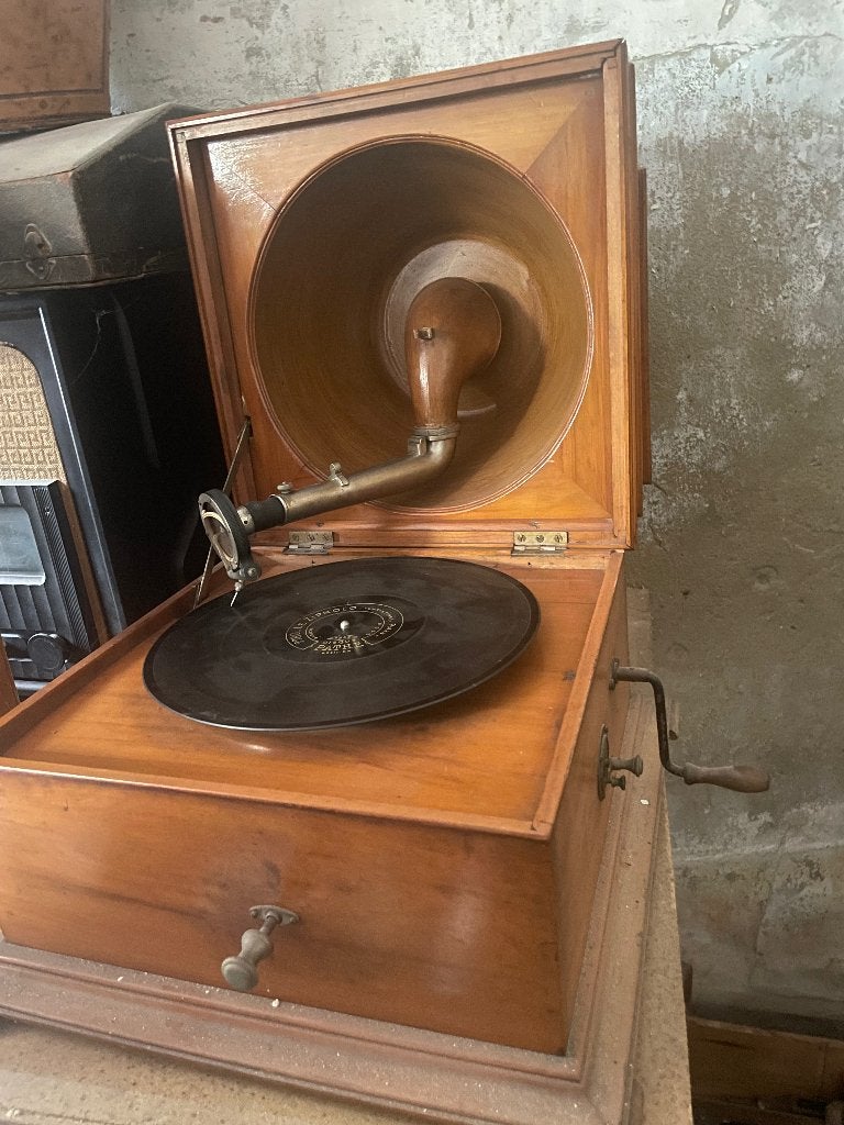 Pathéphone - Phonographe Pathé, Enlèvement