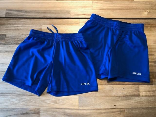 2 blauwe voetbalshorts kipsta maat 113-122, Sport en Fitness, Voetbal, Ophalen