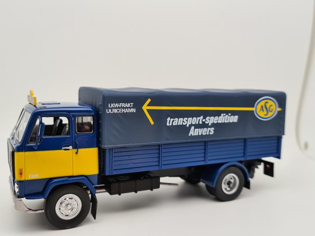Volvo F88 Truck - ASG Spedition Antwerpen - DeAgostini 1/43, Hobby en Vrije tijd, Modelauto's | 1:43, Zo goed als nieuw, Bus of Vrachtwagen