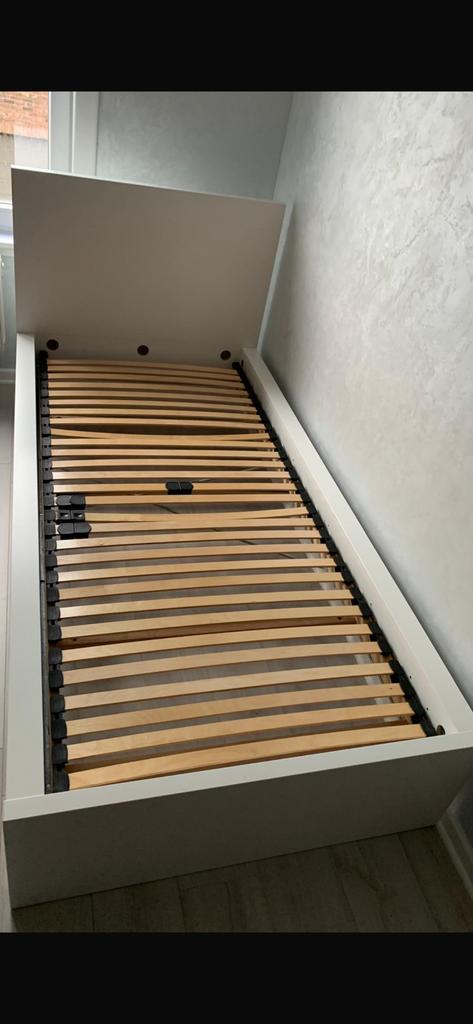 Malm bed 1persoon ikea, Ophalen, Zo goed als nieuw
