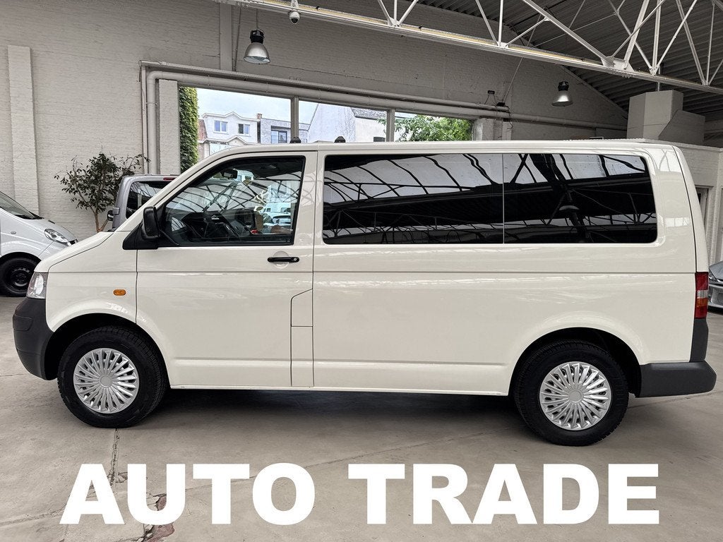 Volkswagen Transporter 8+1 Zitplaatsen | 1ste Eig. | 1 Jaar, Voorwielaandrijving, 4 deurs, Monovolume, Gebruikt