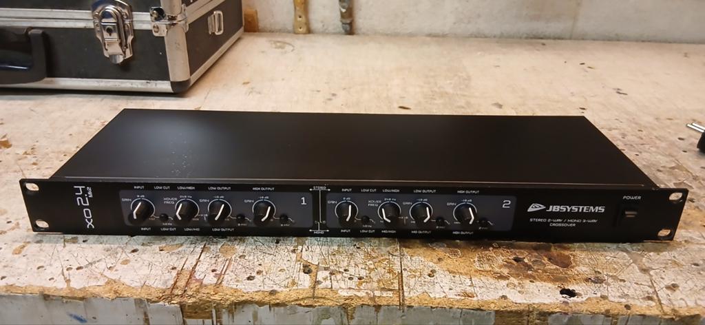 Jbsystems xo 2.4 MK2 Crossover, Audio, Tv en Foto, Professionele apparaten, Ophalen of Verzenden, Nieuw, Audio