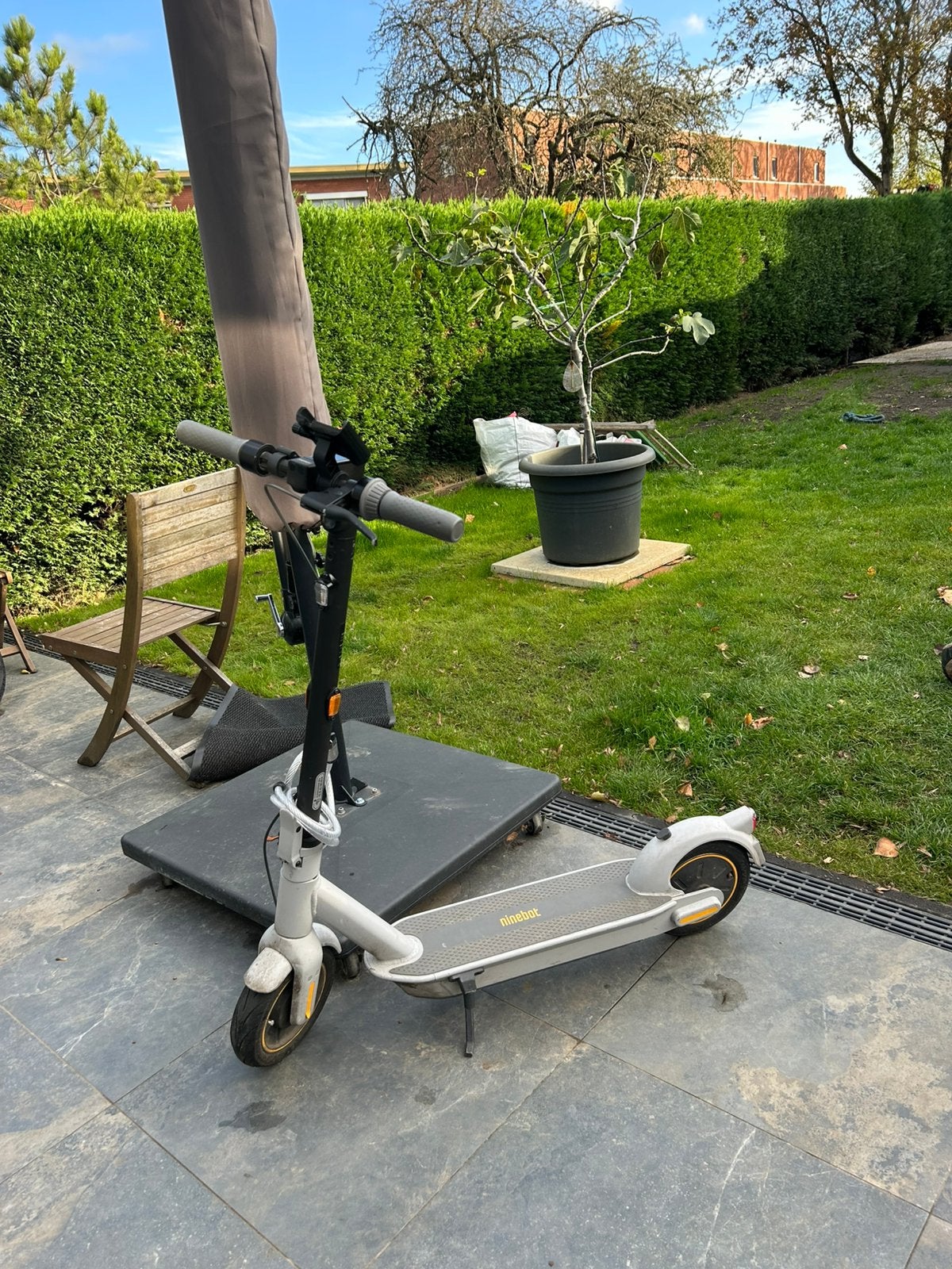 Ninebot G30 Max, Vélos & Vélomoteurs, Enlèvement, Comme neuf, Step électrique (E-scooter)