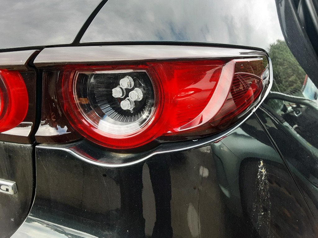 ACHTERLICHT RECHTS Mazda 3 Sport (BP) (01-2018/-), Auto-onderdelen, Hitdorfer Straße 73
51371  Leverkusen, DE, Gebruikt, Mazda
