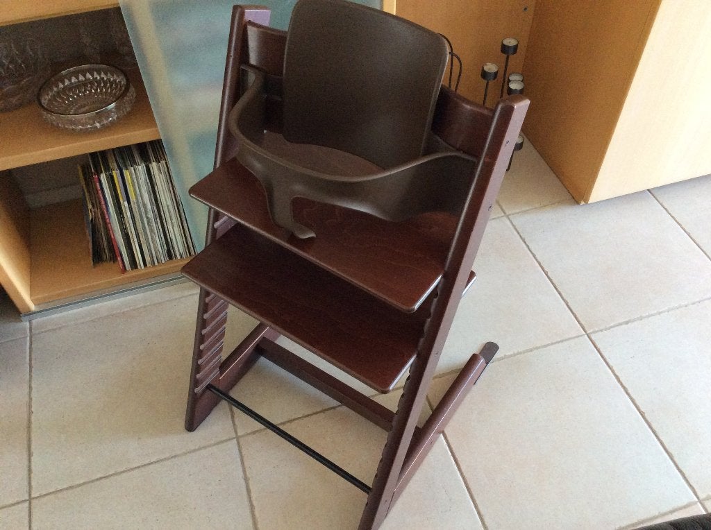 Stokke Triptrap walnoot bruin met babyset, Ophalen of Verzenden, Zo goed als nieuw, Meegroeistoel, Aanschuifbaar