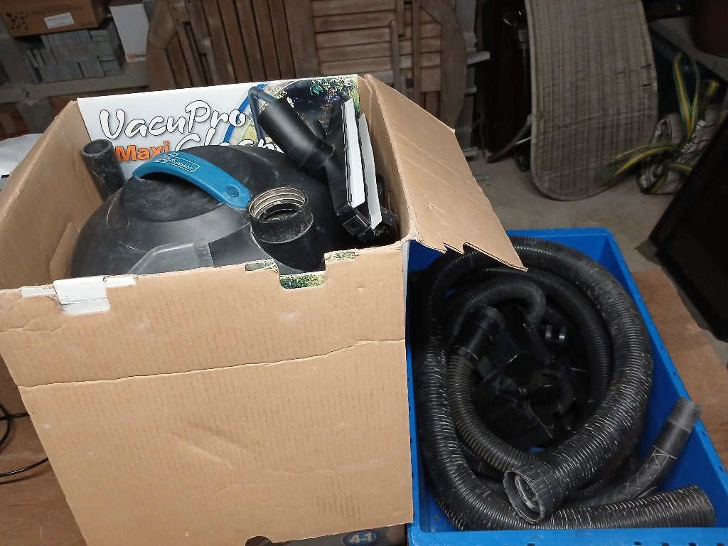 Pompe de nettoyage de bassin Maxicleaner, Enlèvement, Comme neuf