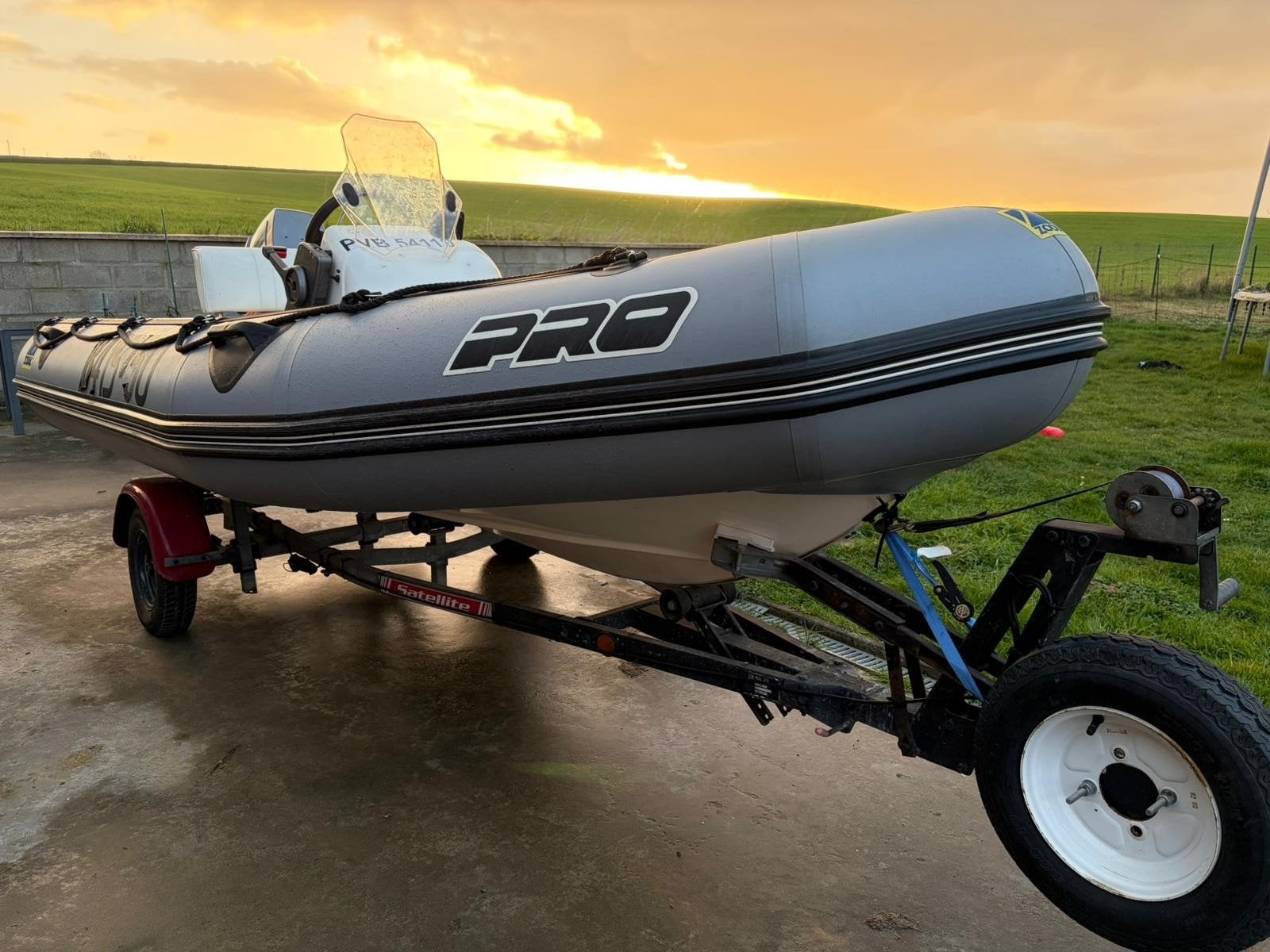 Bateaux zodiac, Watersport en Boten, Ophalen, Zodiac, Benzine, Navigatie